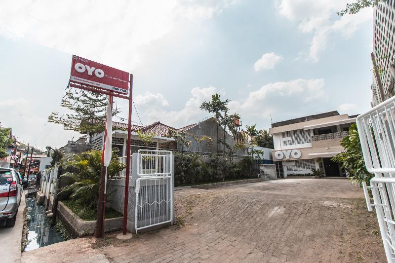 Oyo 1001 Pulo Art Space Near Ciranjang Ent Hospital Jakarta Luaran gambar